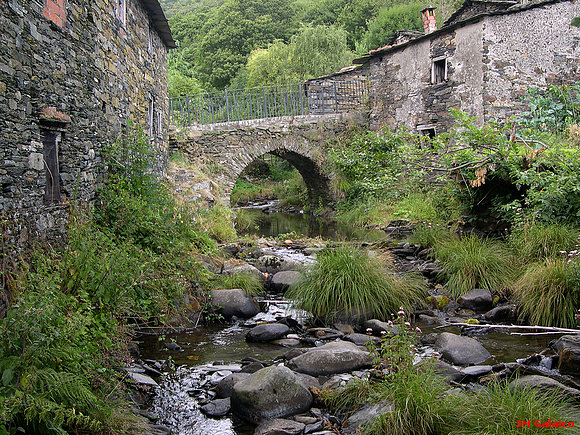 PUENTE ROMANO EN A SEARA. CAUREL