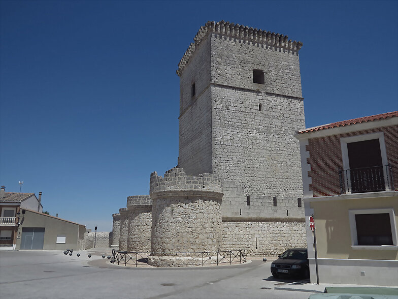 CASTILLO DE PORTILLO . VALLADOLID