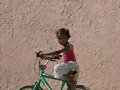 una guajira y bicicleta