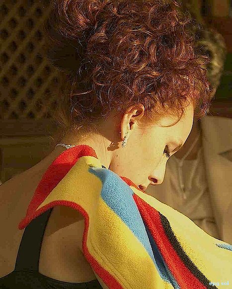 entre colores, un arete