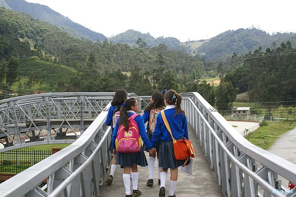 pasando el puente de pasar colores