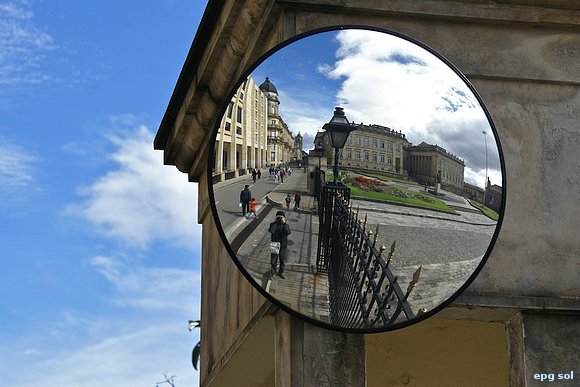 reflejos contra el cielos.........