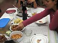 comiendo cebiche
