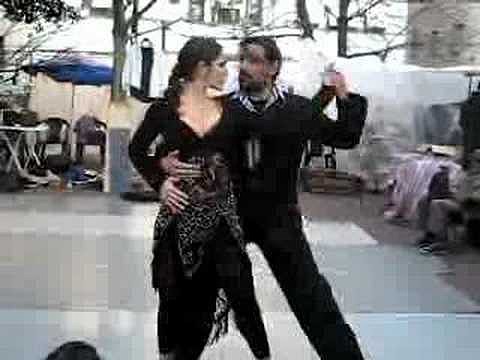 bailando tango