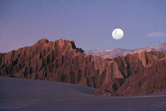 EL VALLE DE LA LUNA.  SAN PEDRO DE ATACAMA CHILE.