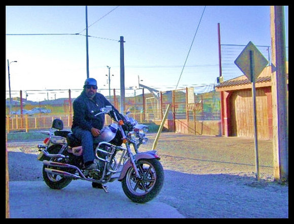 en mi moto Michelle..