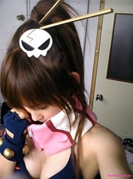 aquie va un cosplay para luxinger un tomodashi