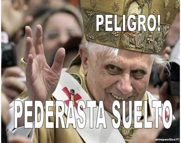 Benedicto XVI, acusado de encubrir abusos sexuales