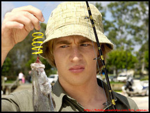 4a SeMaNa: LeWiS ^^