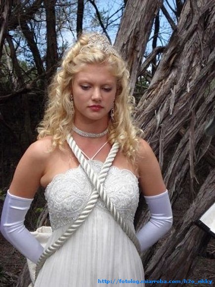 Cariba Heine