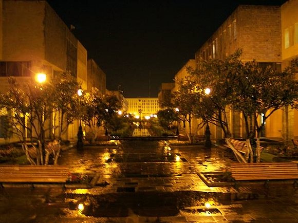 PLAZA TAPATIA  EN GUADALAJARA  JALISCO