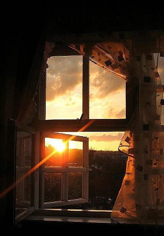VENTANAS EN LA NOCHE