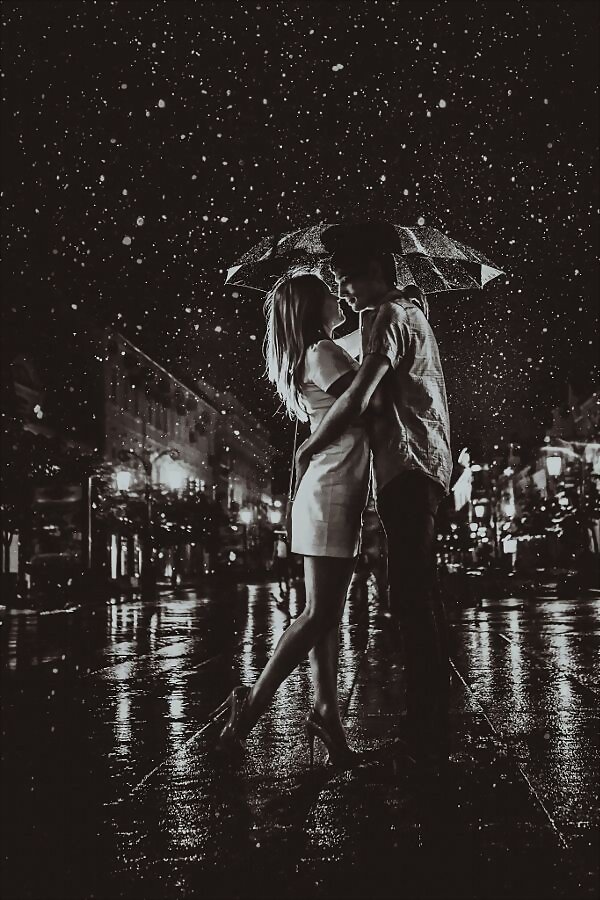 LLUEVE