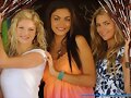 Las chicas super guapas!!!