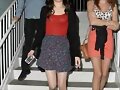 miranda cosgove saliendo del cine