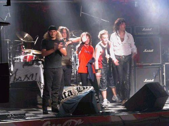 --Hugo, Guillermo, Adrian, Fernando y Walter--