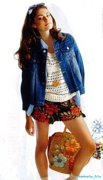 H2O - Phoebe Tonkin