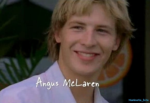 H2O - Angus McLaren as Lewis McCartney