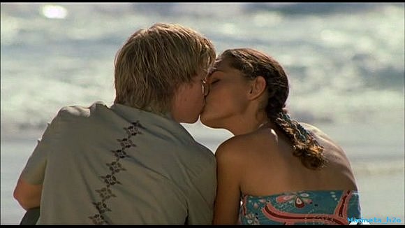 H2O - Cleo and Lewis
