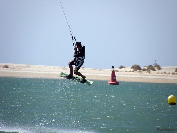 Salto kite en Chiclana (Cádiz)