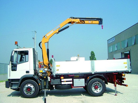 Gruas EFFER