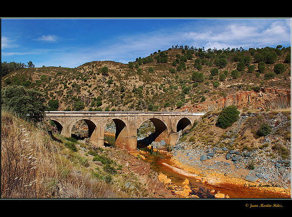 PUENTE SOBRE EL RÍO ODIEL