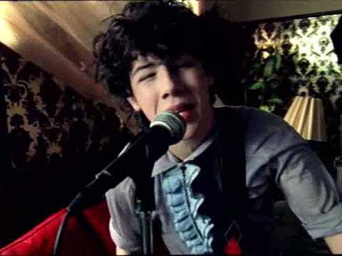 jonas brothers hold on