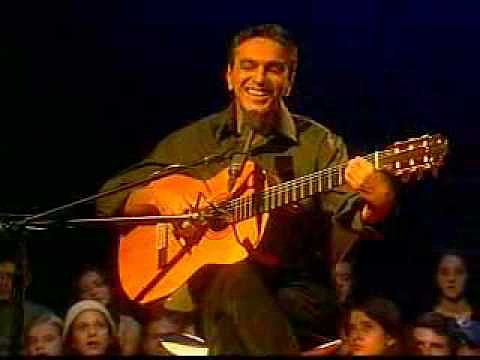 2-Caetano Veloso - Voc&ecirc; &eacute; linda