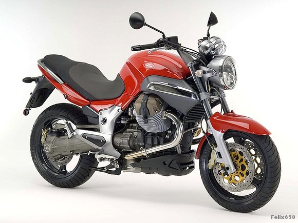 Moto Guzzi Breva 850