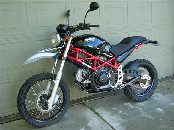 Ducati 695 ENDURO