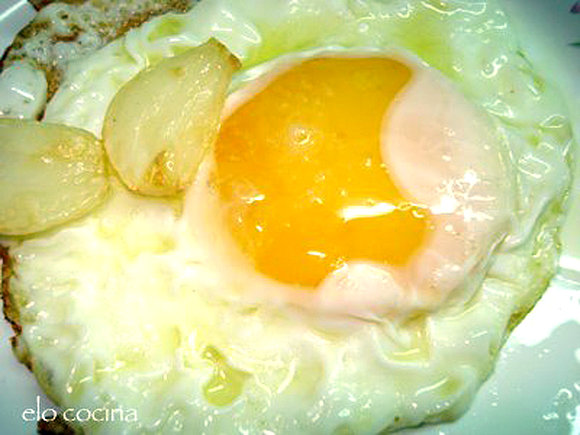 EL HUEVO FRITO SOÑADO