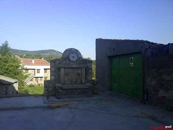 Fuente de la calle Real