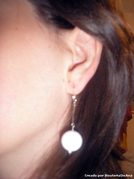 Pendientes de Bola blanca