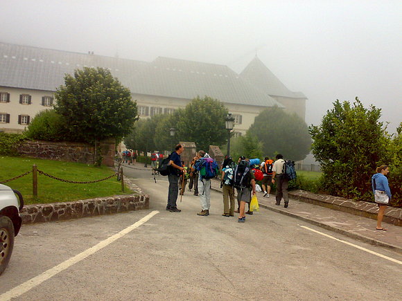 camino de santiago,RONCESVALLES.Orreaga,18.08.08
