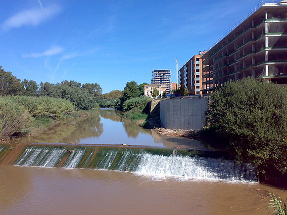el Rio Cardener, a su paso por Manresa