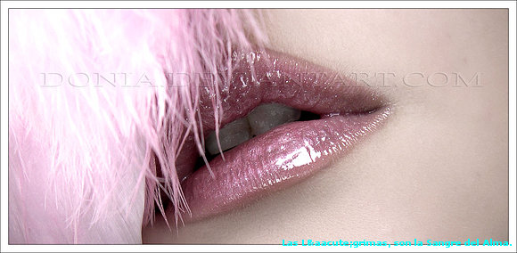 TUS LABIOS.