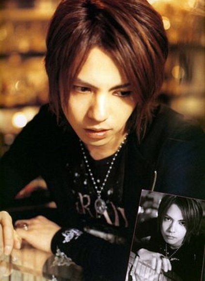 hyde!!!!!!!!!!!!!!!!!! pecioso!!!!!!! =DDDDDD