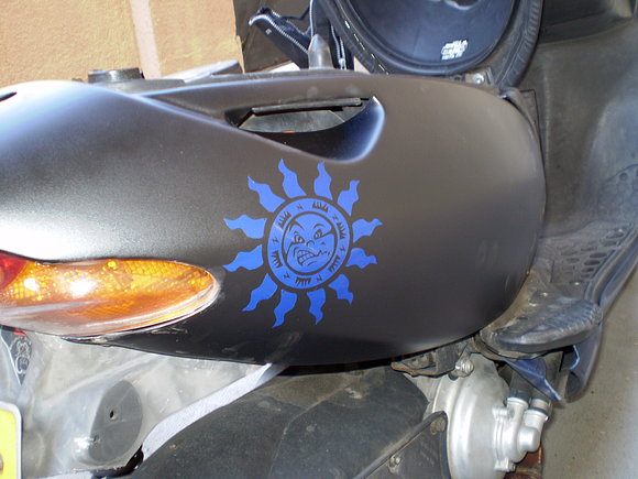 Pintando la moto