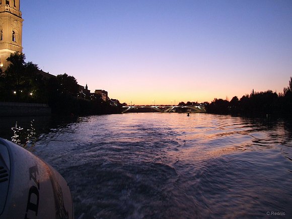Bridge at the horizon