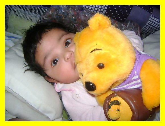 Ivana con su osito....