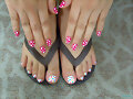 HAPPY NAILS