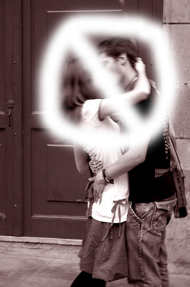 un beso prohibido