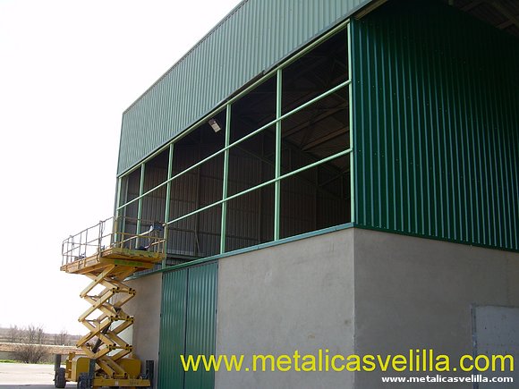estructura metalica y cierre de chapa trapèzoidal