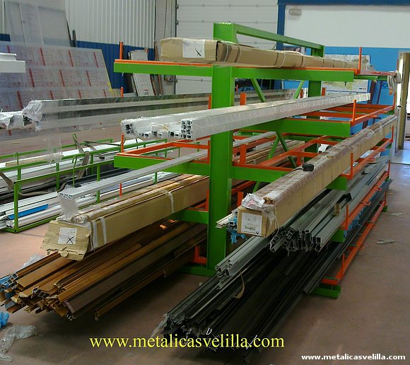 ESTANTERIA EXTRAIBLE PARA BARRAS  DE ALUMINIO