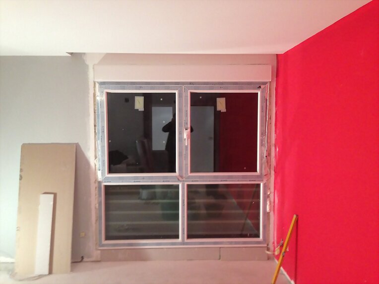 ventana pvc cortizo bicolor blanco-gris 7035