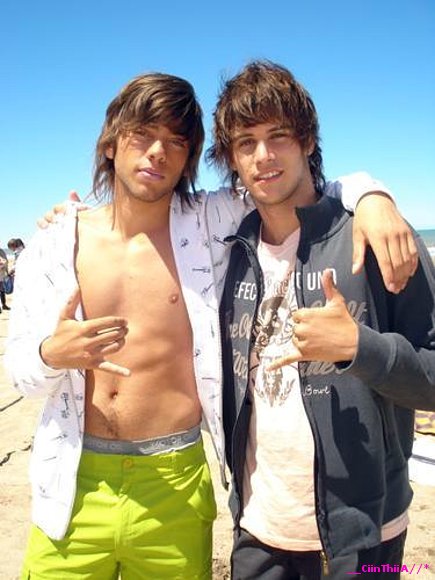 Simon y ¿? JAJAJAJ