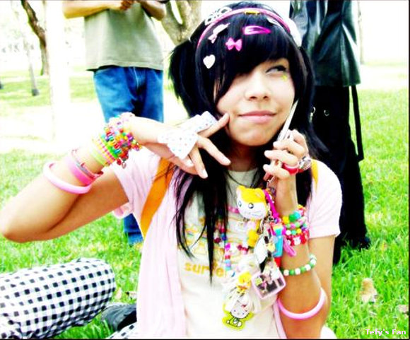 Tefy Say Moshi Moshi?