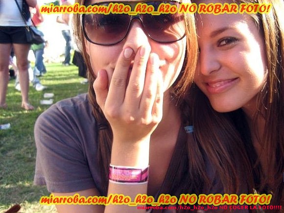 exclu de phoebe???????