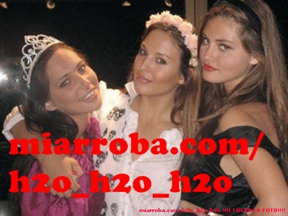 phoebee excluu