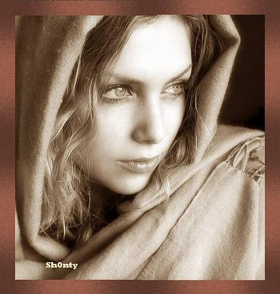 HABIA UNA VEZ ...UN REY QUE TENIA 4 ESPOSAS